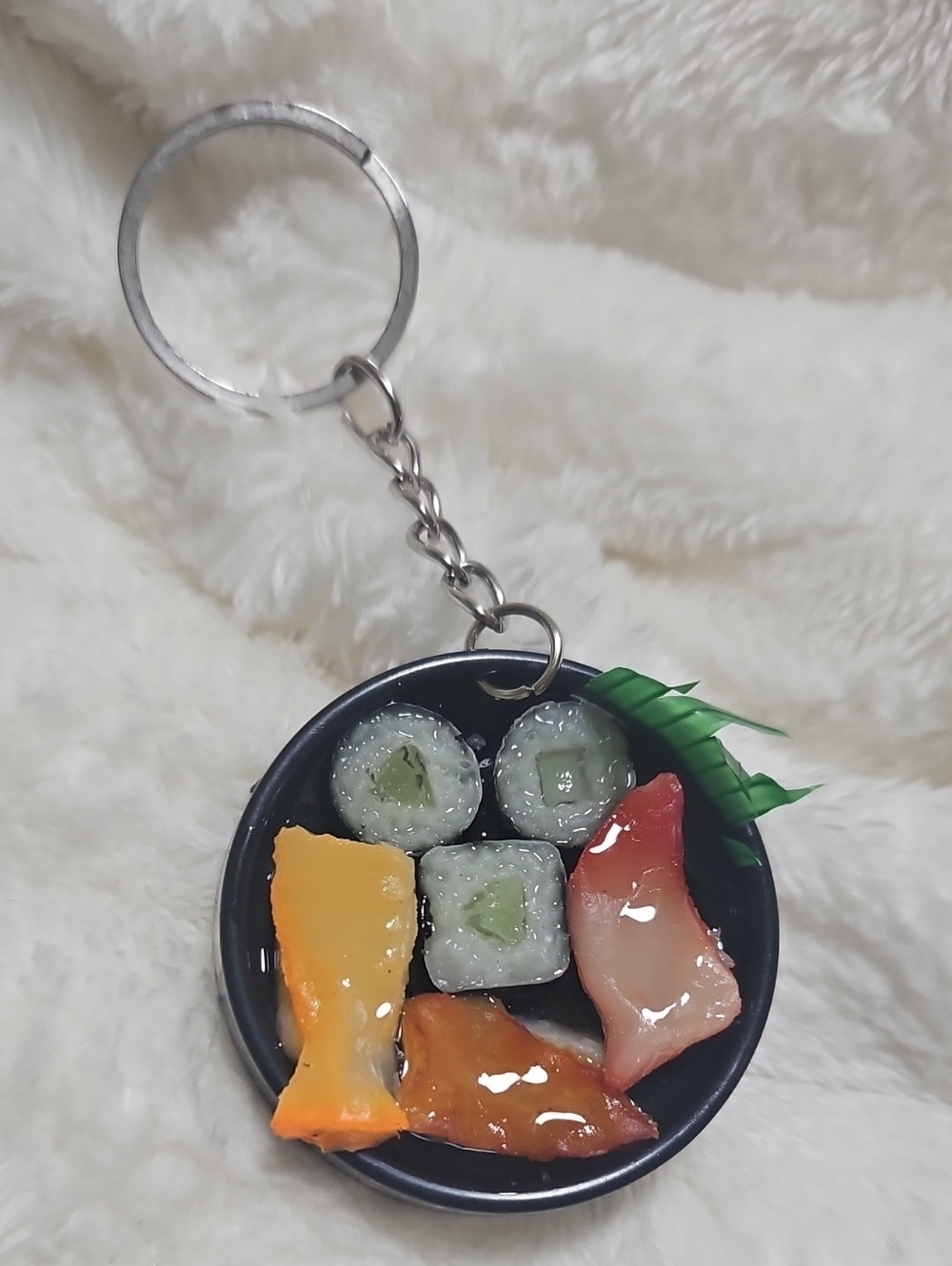 Source Unknown Sushi Plate Keychain - Green, Orange, Red, Black